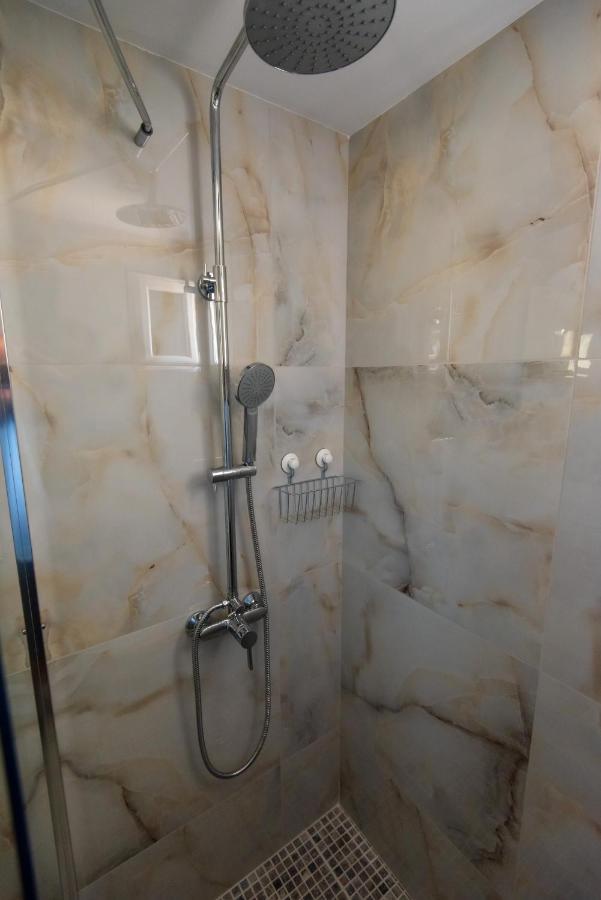 Olive 101 Apartment Peraia  ภายนอก รูปภาพ